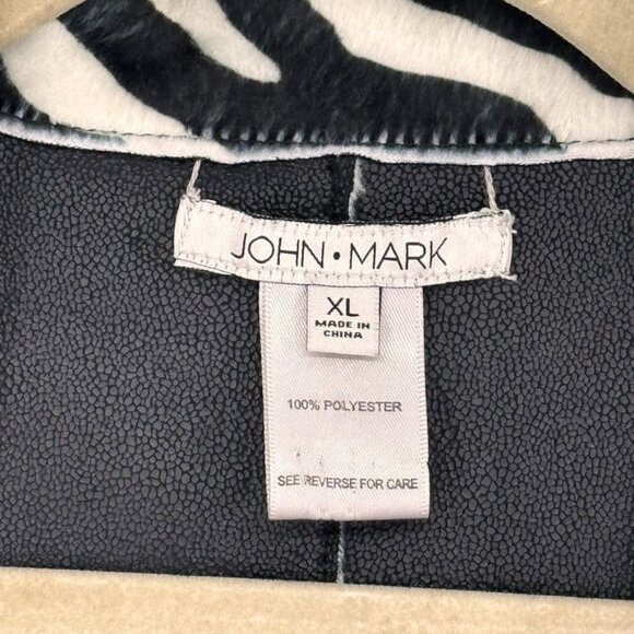 John Mark Reversible Zebra Print Black Jacket Size XL faux fur leather womens - Picture 3 of 16